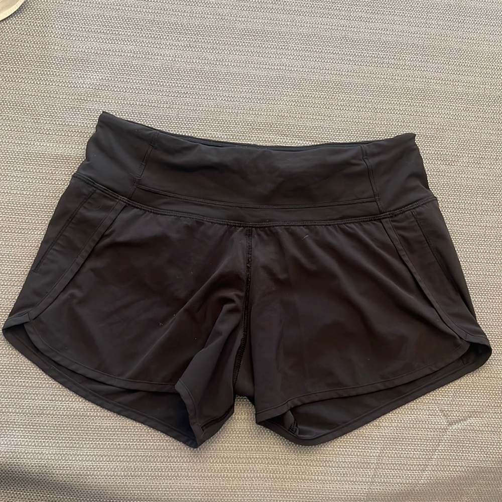 Lululemon Speed up mid-rise 2.5"